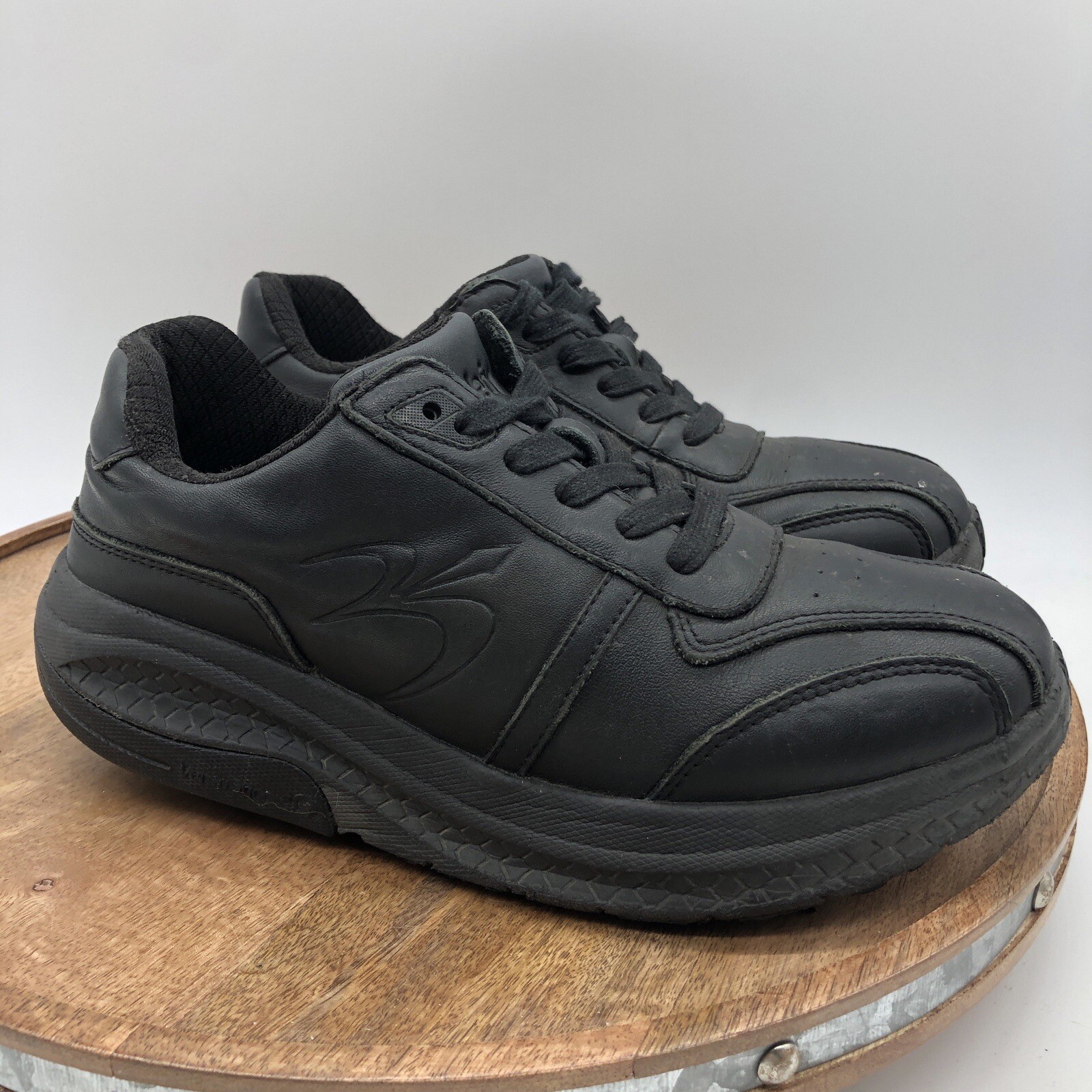 Gravity Defyer Black Leather Cushioned 