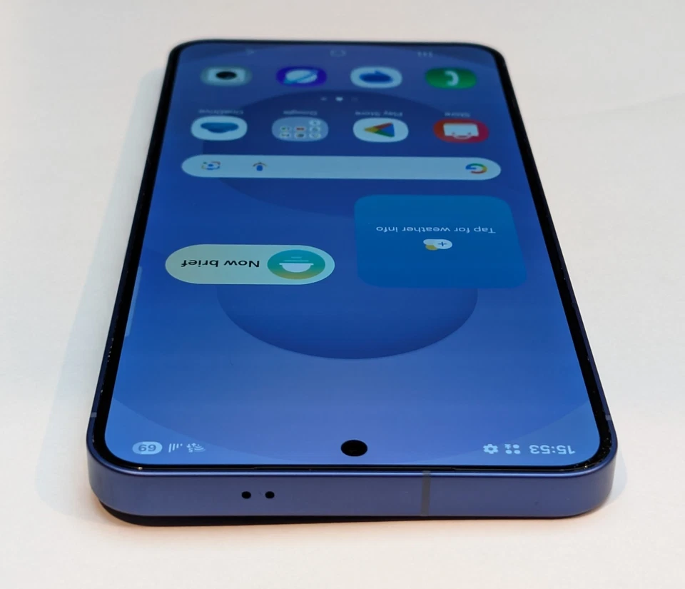 Samsung Galaxy S25 - 128GB - SM-S931B/DS - Navy (Unlocked) - Image 2 of 4