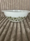PYREX 443 Spring Blossom Milk Glass Mixing Bowl w/ Handles White Green Floral