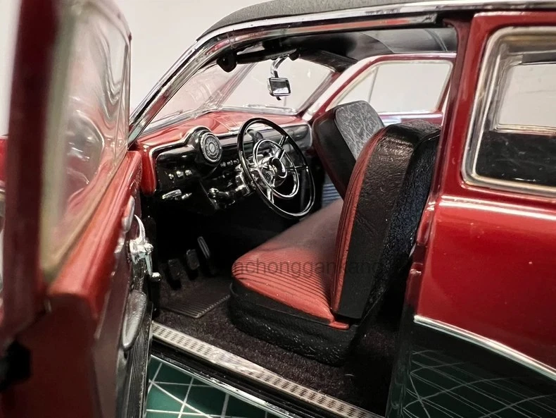 1/18 scale new 1950 FORD Crestliner alloy classic car model - Image 4 of 4