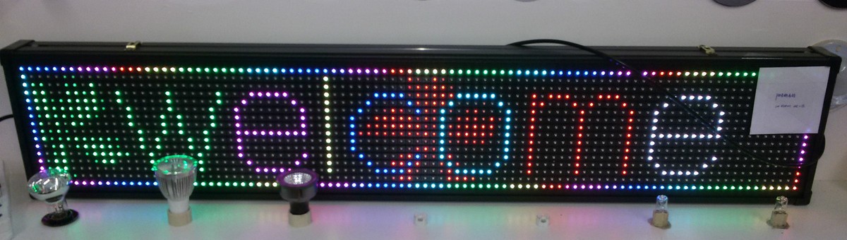 Tabella A Led Luminosa Con Scritta Scorrevole Insegne A Led Rgb Multicolore WIFI - Foto 4