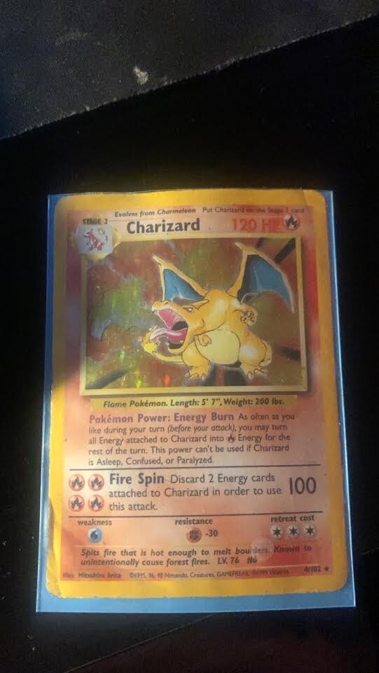 Pokémon TCG Charizard Base Set 4/102 Holo Unlimited Holo Pokémon TCG Charizard Base Set 4/102 Holo Unlimited Holo