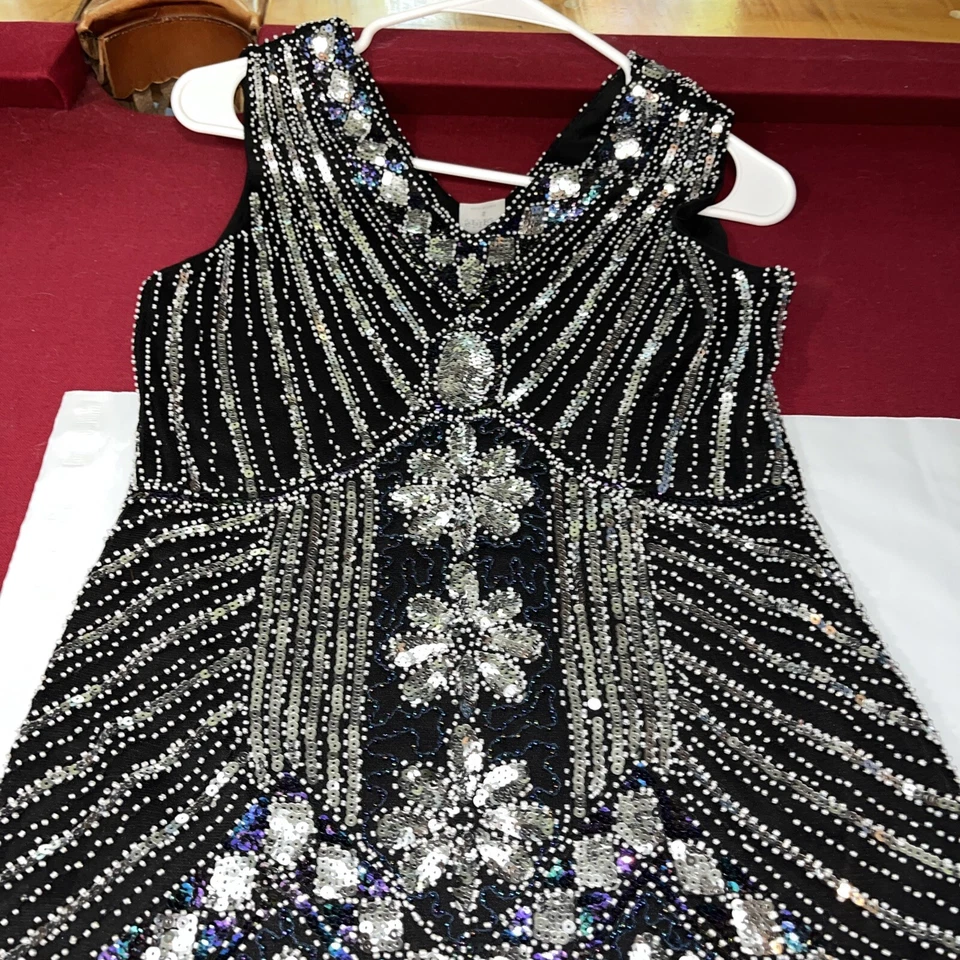 JUEGO DE ENVOLTURA DE VESTIDO Y ENCAJE FLAPPER NEGRO PLATEADO flecos sin mangas lentejuelas largas S M Foto 4 de 4