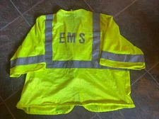 3M SCOTCHLITE Reflective Material 94617 Class 3 Level 2 EMS Safety Vest size 2XL