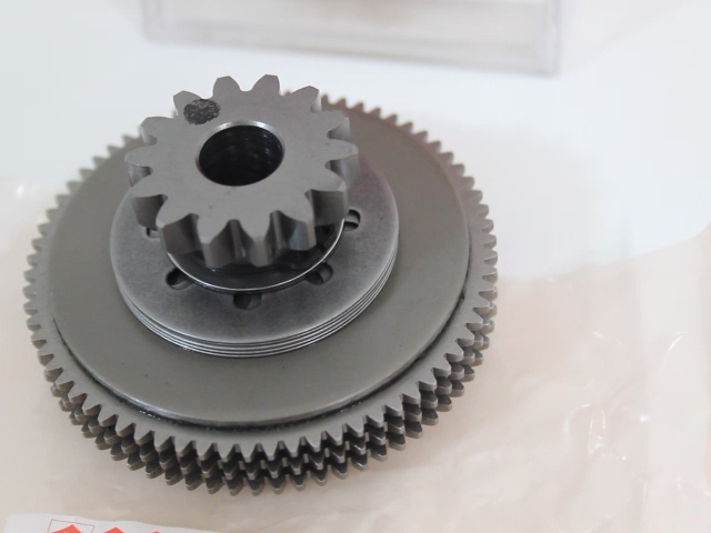 【リョータ】 LIMITER STARTER IDLE GEAR 12600-24F00 NEW Fit SUZUKI HAYABUSA GSX