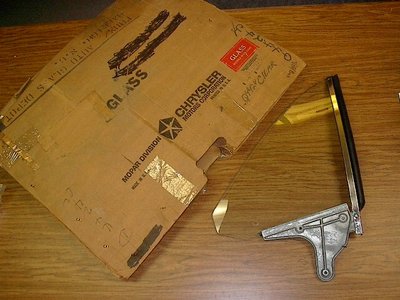 NOS ''In The Box'' real MoPar 1970-74 Dodge Challenger QUARTER GLASS Assy  3500280