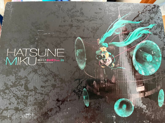 Vocaloid Miku Hatsune Love Is War Ver DX 1 8 PVC Figure Good Smile