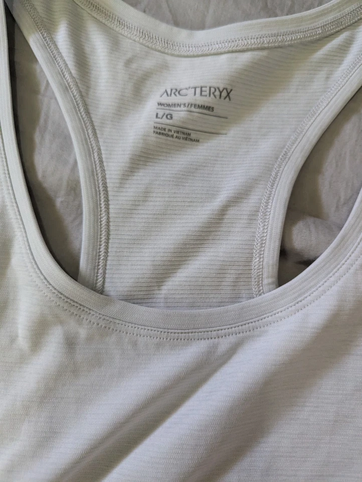 Camiseta sin mangas ARC'TERYX Taema Performance en gris jaspeado Atmos talla grande nueva con etiquetas Foto 2 de 4