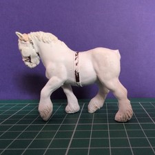 Britain's Farm - White Shire Horse - broken tail