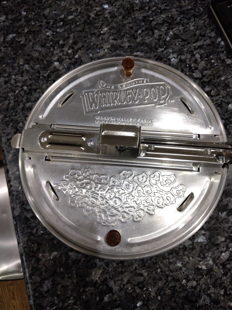 Whirley Pop 6-Qt Stovetop Popcorn Popper – Aluminum Pot with Wooden Handle – EUC