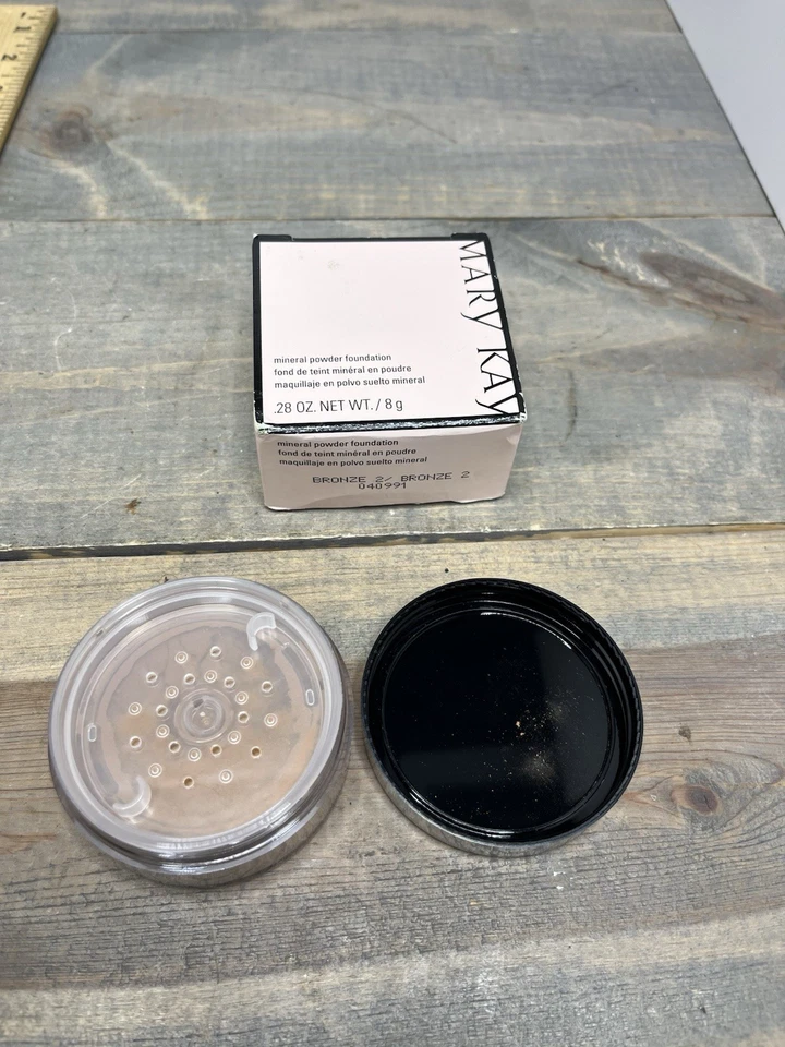 MARY KAY Mineral Powder Foundation BRONZE 2 Discontinued 040991 New Full Size - Image 2 of 2
