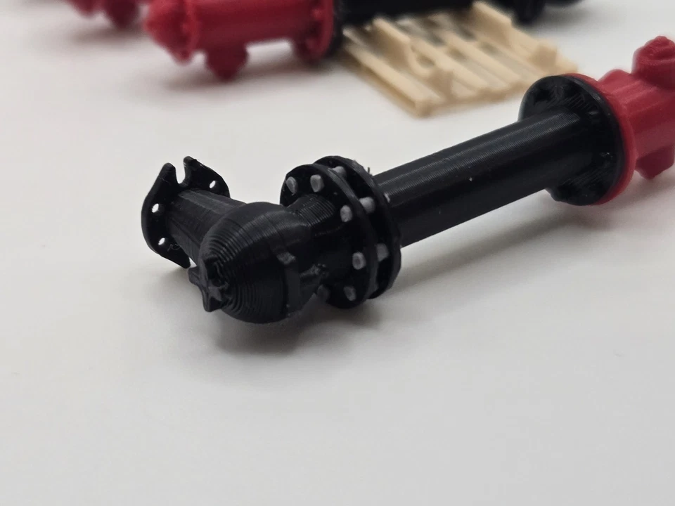 1/50 Scale Fire Hydrants with Valve *4 Pack* - Image 3 of 4