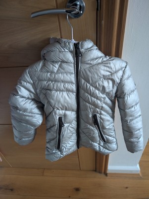 DKNY Kinder Steppjacke Gr. 4