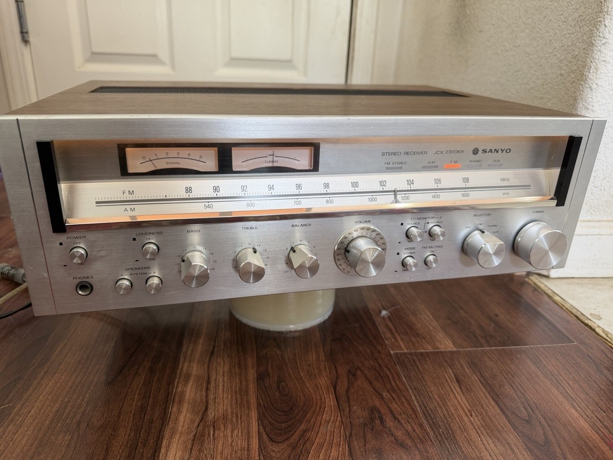 Rare 1979 Sanyo High Fidelity JCX 2300KR AM /FM Receiver Super