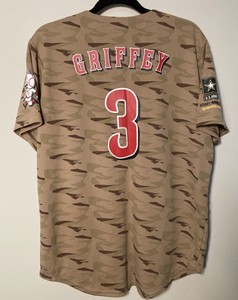 cincinnati reds camo jersey