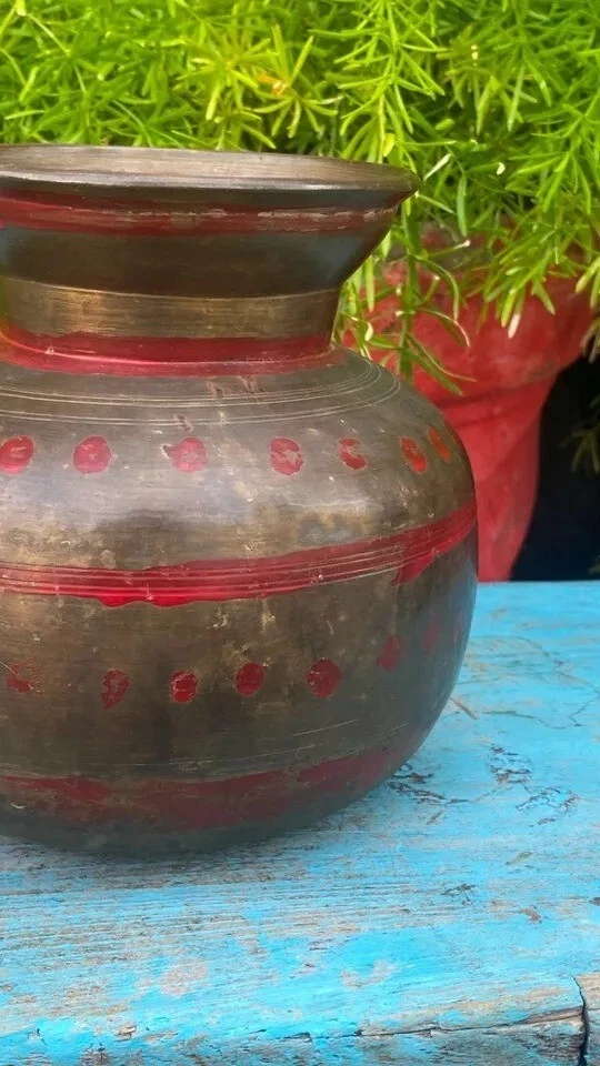 Vintage Old Bronze Hand Forged & Painted Hindu Worship Holy Water Ganga Jal Pot - Image 3 of 4