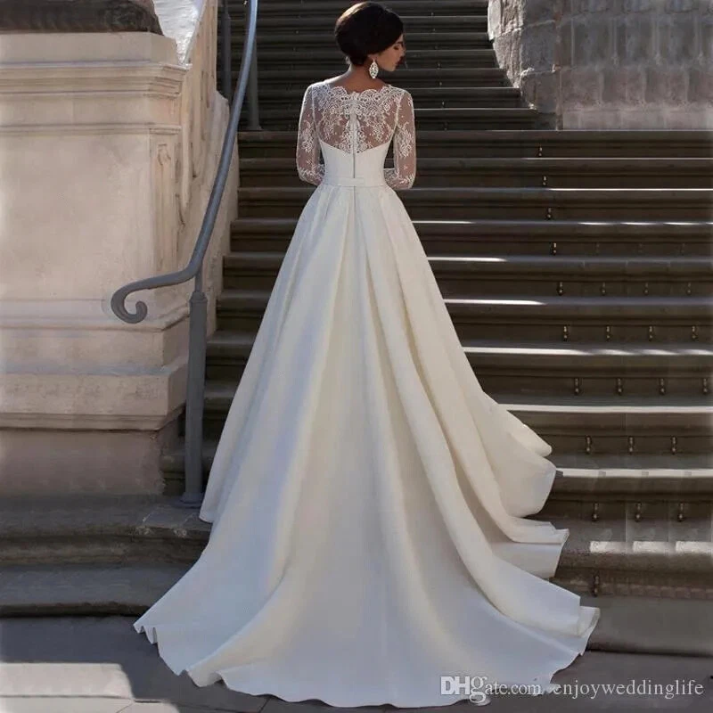 Elegant A-Line Wedding Dresses V-Neck Long Sleeves Lace Appliques Bridal Gowns - Image 4 of 4