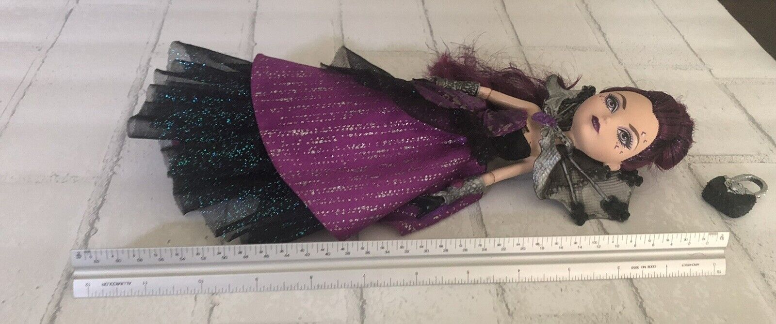 MATTEL Ever After High Thronecoming RAVEN QUEEN Doll – Toystops