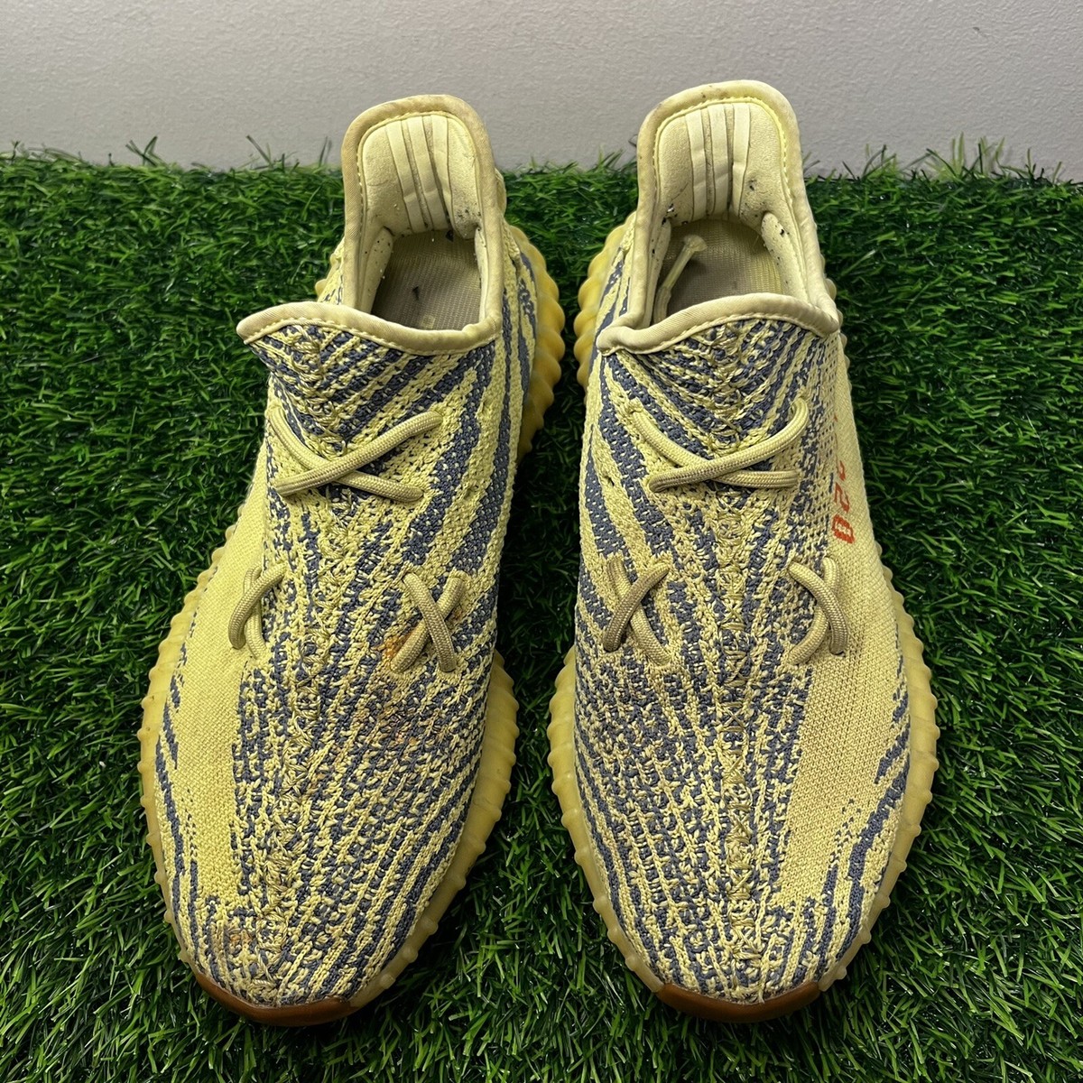 Adidas Yeezy Boost 350 V2 Semi Frozen Yellow Size 9.5 Sneakers w