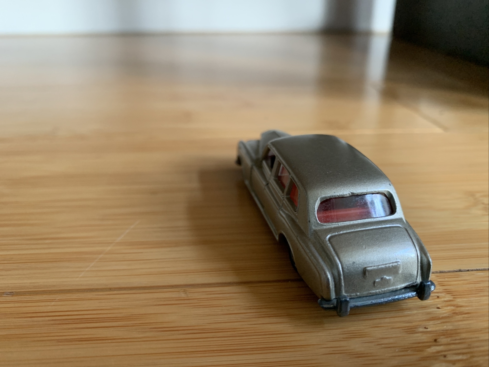 Picture 4 of 5