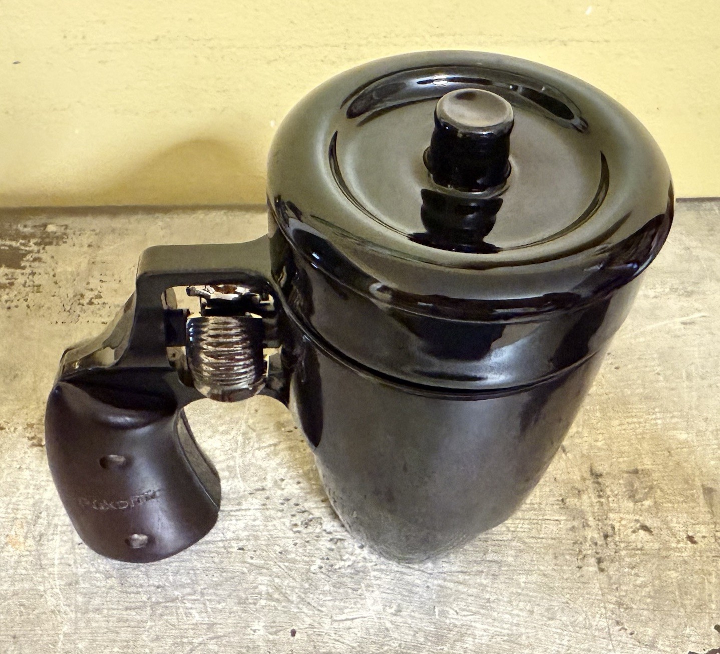 Pukomc Revolver Coffee Mug w/Lid Unique Ceramic Coffee Cup Comfortable Grip 16oz