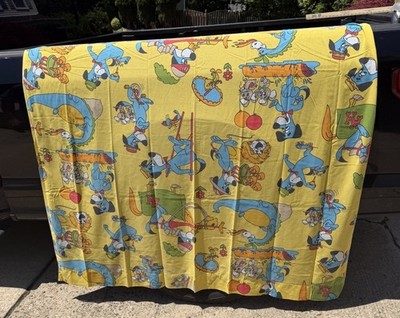 Vintage Hanna Barbera Huckleberry Hound Flat Sheet Cartoon Fruit Of The Loom USA
