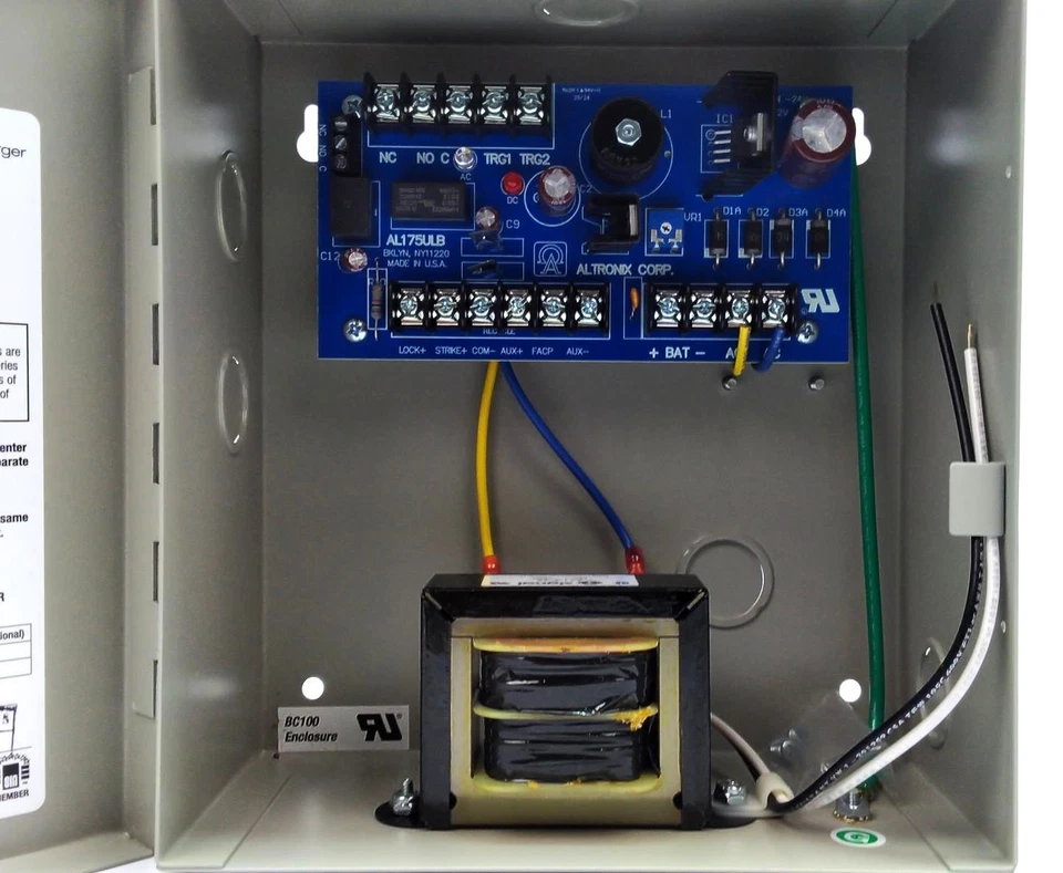 Altronix AL175UL Power Supply Charger BC100 Enclosure 12VDC 24VDC @ 1.75A - Image 2 of 4