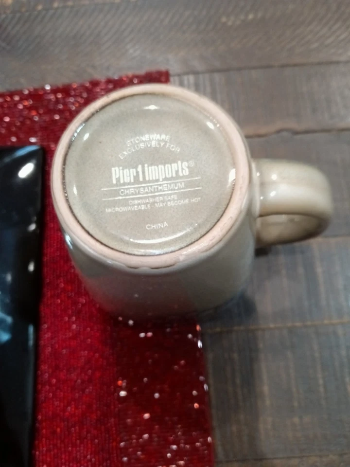 Pier 1 Imports - Juego de cena de crisantemo - Incluye (4) ajustes completos de lugar Foto 4 de 4