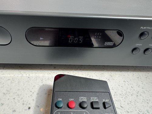 Reproductor de CD de audio para el hogar separado HiFi NAD C541i HDCD + control remoto - en muy buen estado - probado - post - Imagen 5 de 13