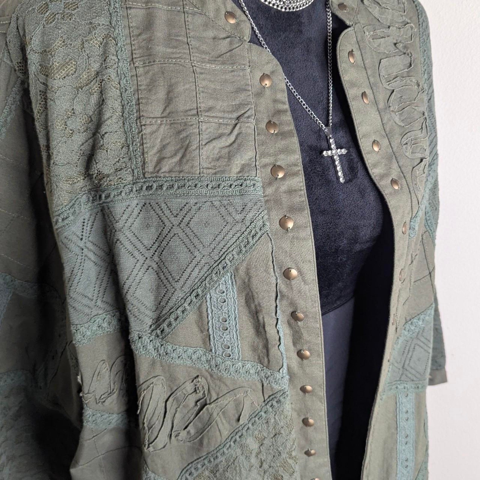 olive green patchwork jacket XL - image 2