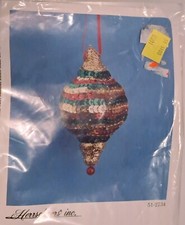 Herrschners Bead/Sequin Red, Green n Gold Holiday Ornament Kit, Makes 4