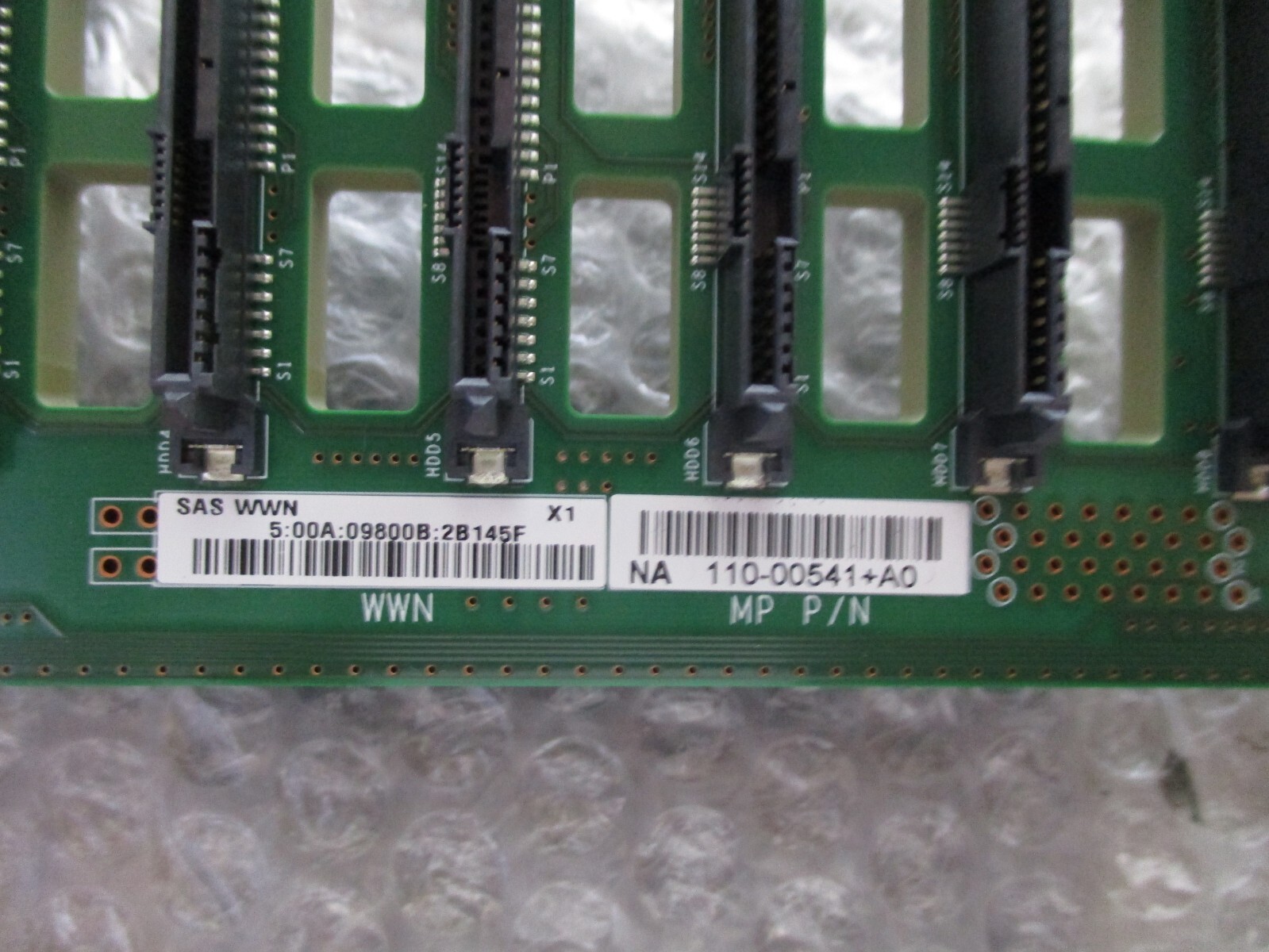 NetApp 110-00541+A0 111-02699+B0 24-Bay 2.5 SAS Backplane DS224C | eBay