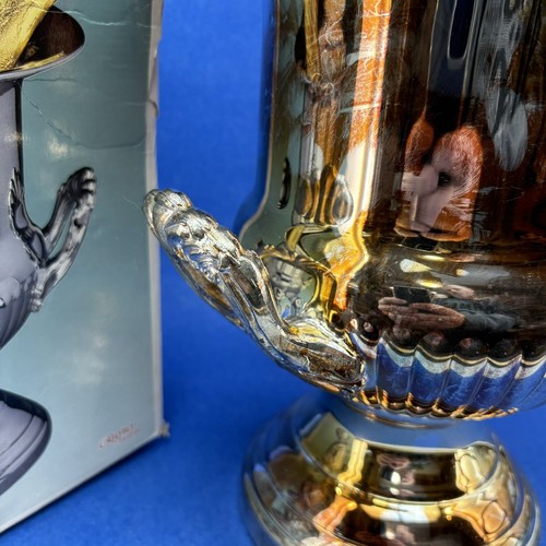 New Vintage Queen Victoria Silverplate Champagne Wine Trophy Ice Bucket Brass UK - Picture 9 of 15