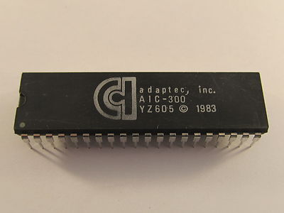 AIC300 Adaptec Dual Port Buffer Controller
