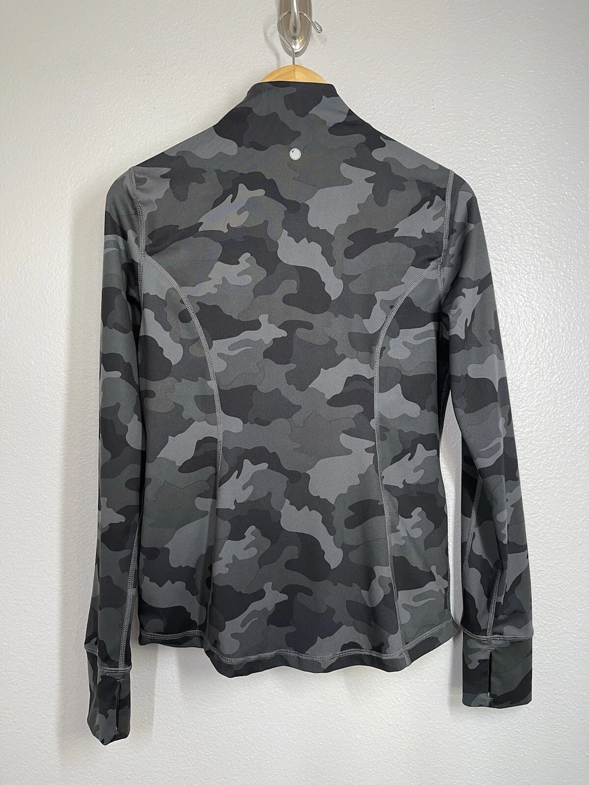 yogalicious lux camo active full zip thumbholes jacket