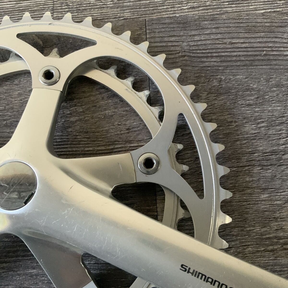 SHIMANO 600 ULTEGRA CRANKSET DOUBLE 52-42 TOOTH 170 MM ARMS SHIMANO 600 ULTEGRA CRANKSET DOUBLE 52-42 TOOTH 170 MM ARMS