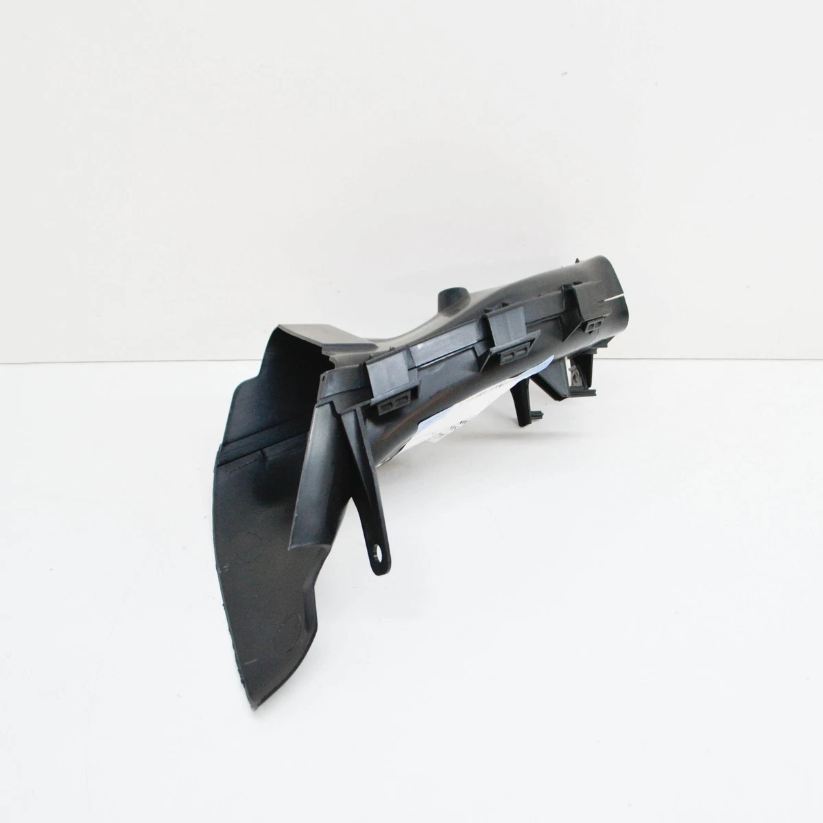 NEU BMW 3 E90 VORNE LINKS BREMSLUFTKANAL 7138415 51747138415  