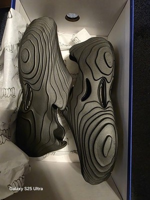 Chris Brown Nami FREQ Low Top (Black) SIZE-7Men/ 8.5/9 Women