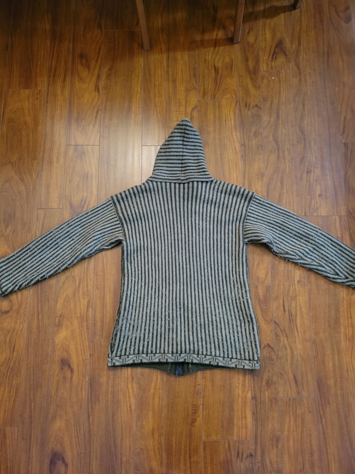Handmade Peruvian Green Alpaca Jacket, Size Medium - image 2