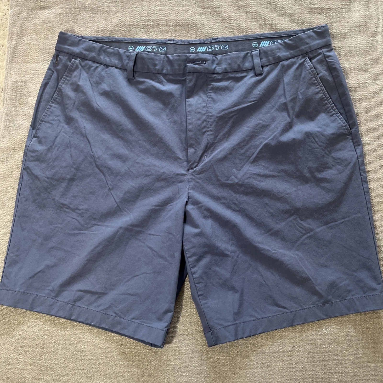 Vineyard Vines OTG Blue Performance Shorts Elastic Waist Size 40
Opens in a new window or tab