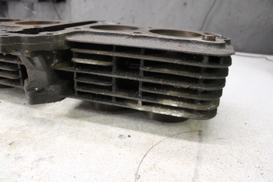 1982 Kawasaki KZ550A Sports двигатель верхний конец цилиндры 0453.kw - Изображение 4 из 4