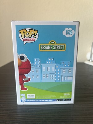 IN HAND SUMMER CONVENTION Elmo Rocco Funko Pop #1526 Sesame Street