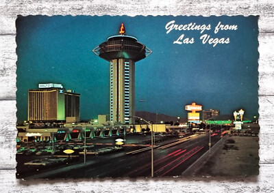 AK Greetings Las Vegas Hilton Landmark Hotel Nacht Architektur Postkarte Vintage