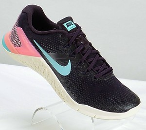 nike metcon 4 burgundy ash