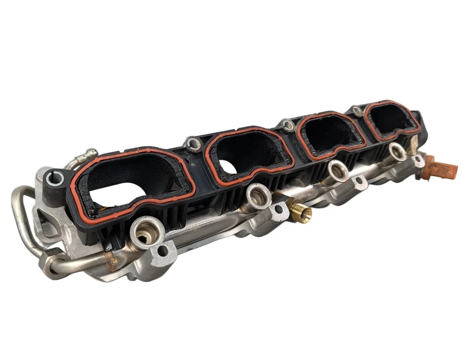 13-15 Audi RS5 Lower Intake Manifold RH Air Distribution Housing 4.2 079133110BB - Image 3 of 4