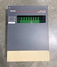 Zetron Model 2200 Paging Terminal Series 2000 702-9502C