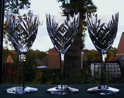 3er SET ST. LOUIS CRISTAL ''CHANTILLY MUSTER'' 7 3/8'' KONTINENTALE WEINKELCHE