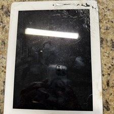 Ipad  3rd Gen  A1416 32 GB IOS Lock WIFI - Sold As is