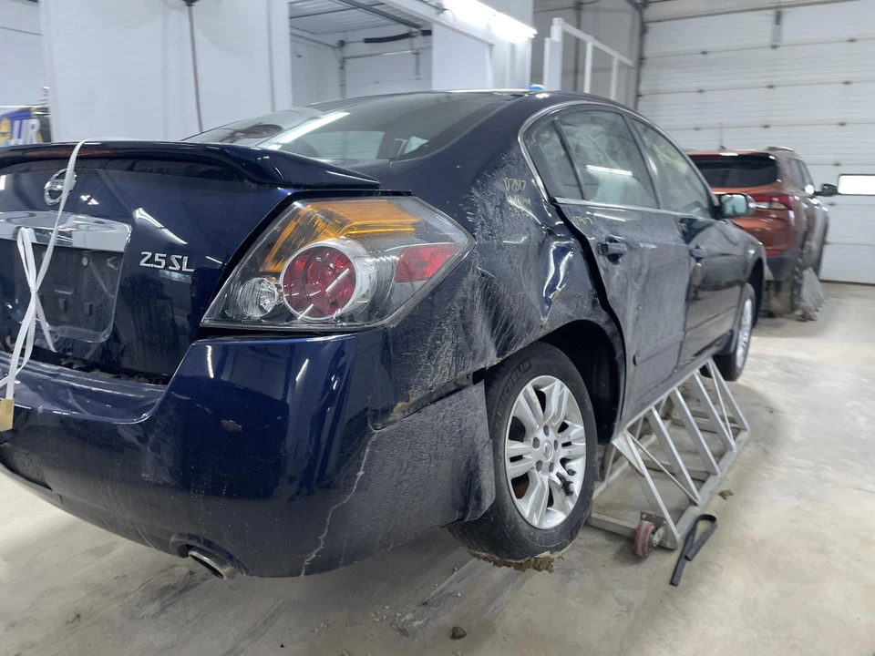 Used ABS Pump and Motor Assembly fits: 2012 Nissan Altima Assembly under hood RH - Изображение 3 из 4