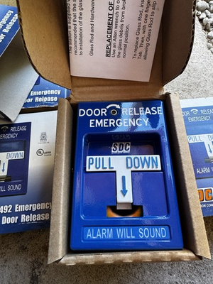 #ad SDC Pull Station 492 Emergency Door Release Blue Pull Down Security Door Control $40.00